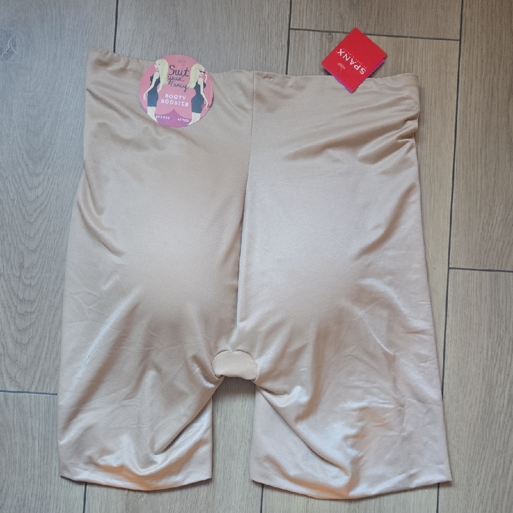 NWT Spanx Suit Your Fancy Booty Booster SZ L